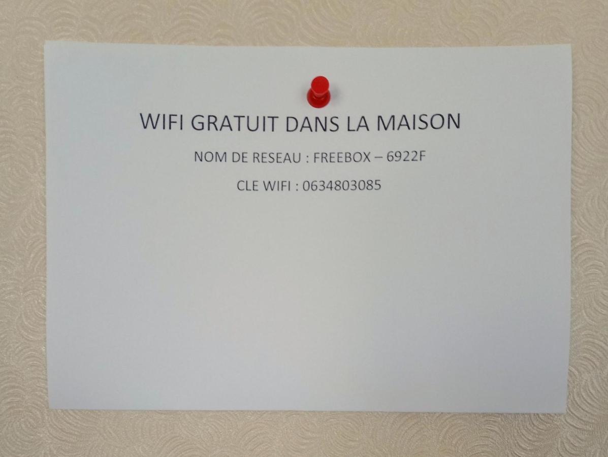 Maison Entiere Avec Parking, Garage Et Jardin Montlucon Bagian luar foto